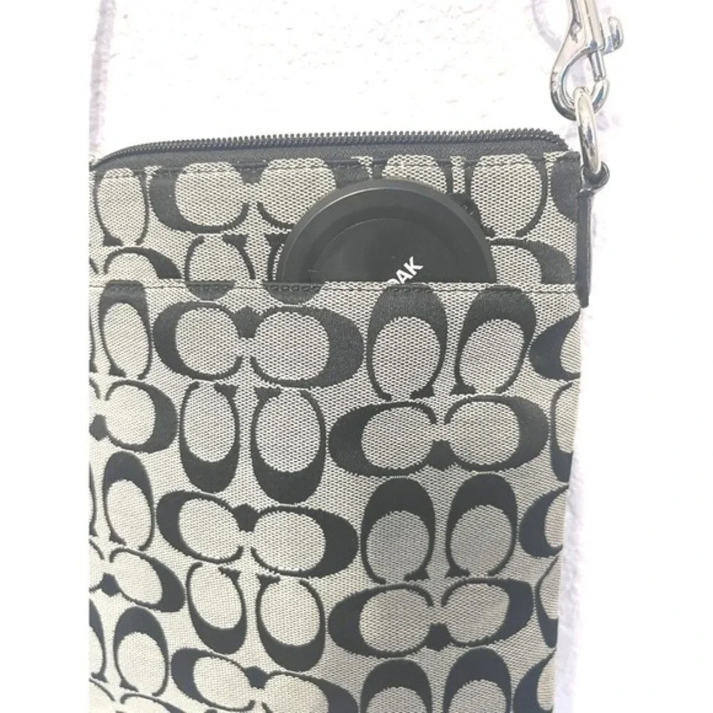 Coach New York Signature‎ Print Crossbody Bag Purse Black Gray Adj Strap Pockets